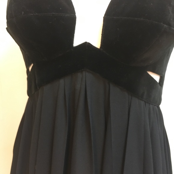 Thierry Mugler Evening Gown - Picture 3 of 14